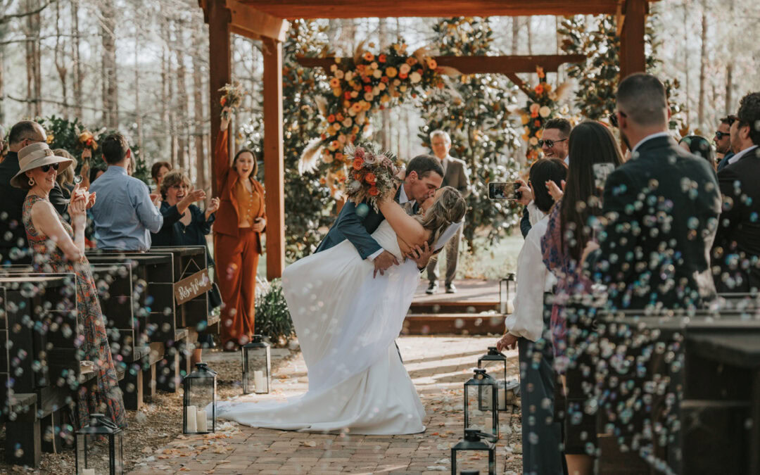 Emily & Daniel | Club Lake